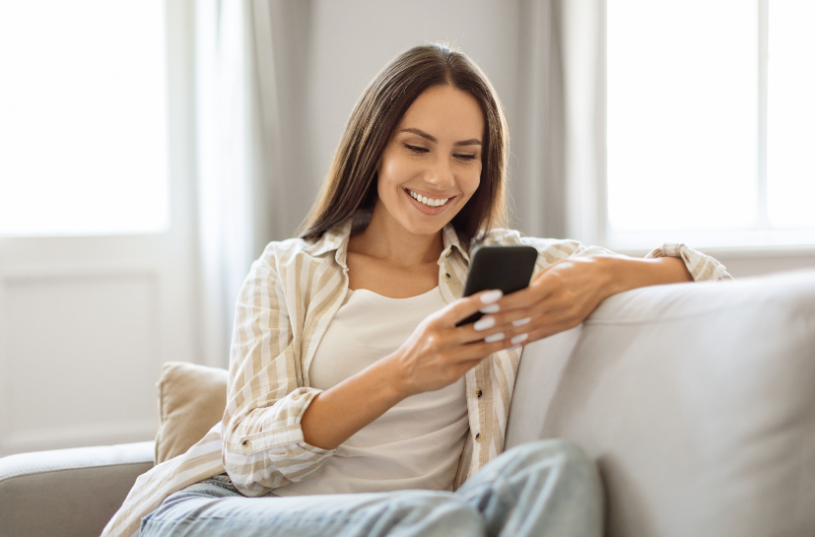 ¿Puede el uso del celular afectar tu salud oral?